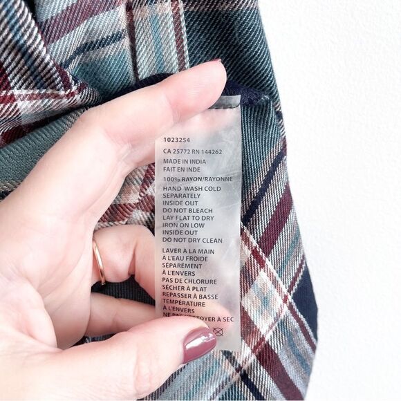 Dex Shirt Plaid Top Teal Black Burgundy Button Up Curved Bottom Women's M Rayon - Picture 5 of 9
